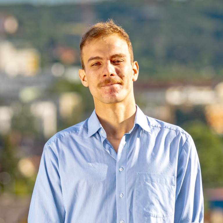 Adam Anfilov